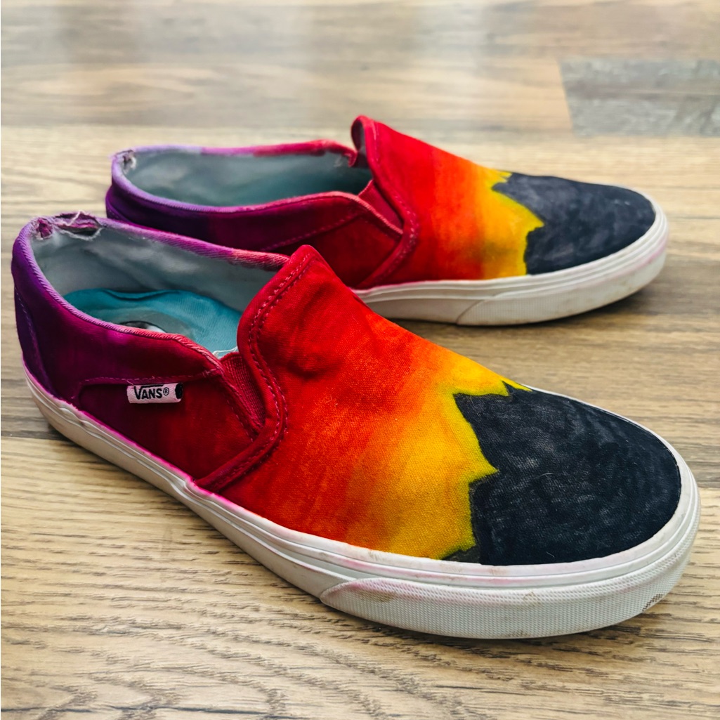*Vans Off-The-Wall Mountain Sunrise Tie-Dye Sneakers 9